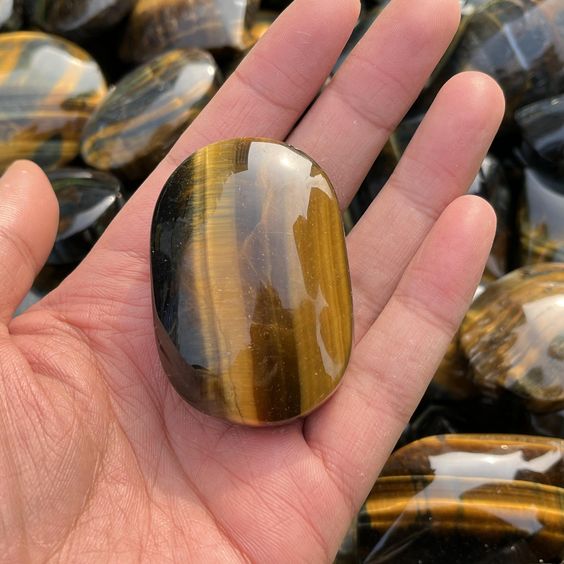 Tiger Eye Palm Stone