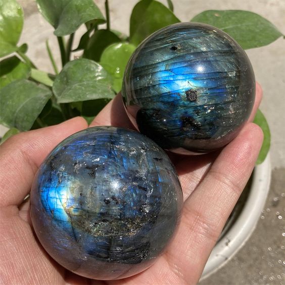 Labrodorite Sphere