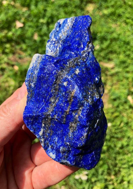 Lapis Lasuli Rough Crystal ( 1 kg )