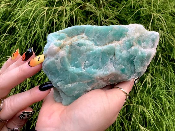 Amazonite Rough Crystal (1 kg)