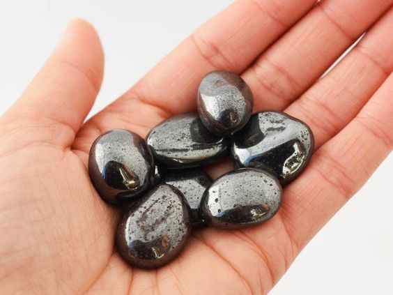 Hematite Tumbled Stones (AAA Grade)
