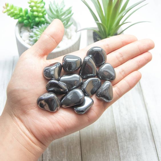 Hematite Tumbled Stones (AAA Grade)