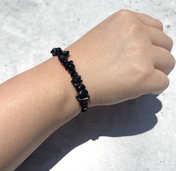 Black Tourmaline Chips Crystal Bracelet