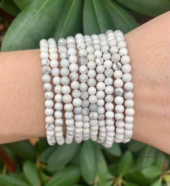 Howlite Crystal Bracelet