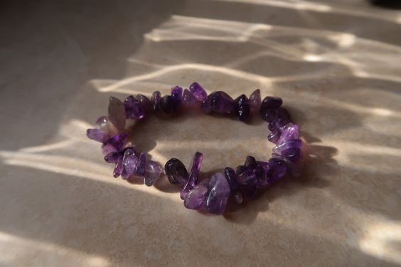 Amethyst Chips Crystal Bracelet