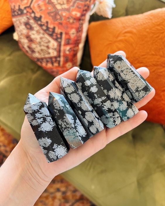 Snowflake Obsidian Tower